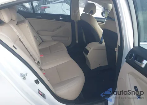 2016 Kia Cadenza Premium из США, поврежденный, VIN KNALN4D78G5211051